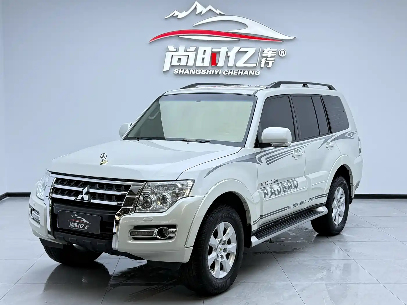 Mitsubishi Pajero (Import) 2018 3.0L Automatic Luxury Edition