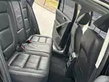 Photo 13 - Volkswagen Tiguan