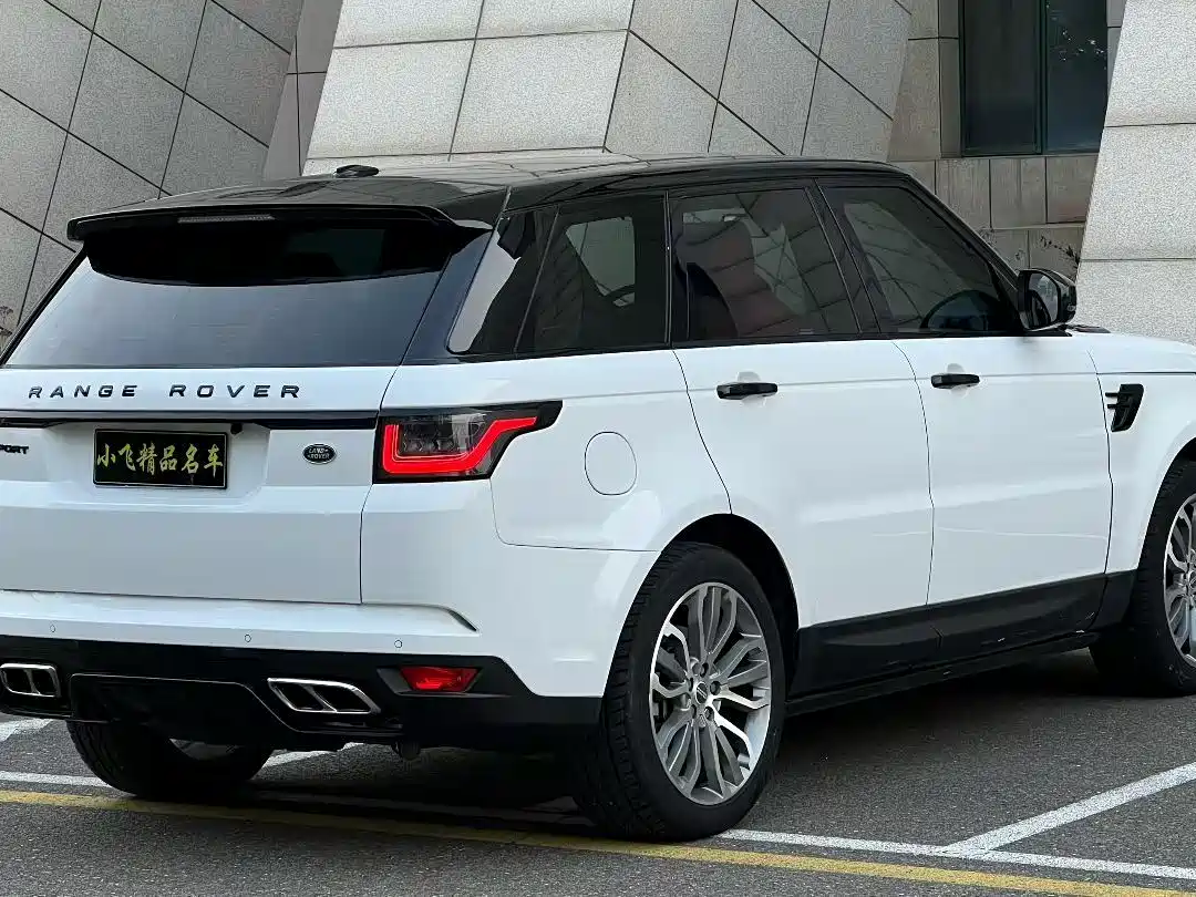 Land Rover Range Rover Sport 2016 3.0 SDV6 HSE фото 6