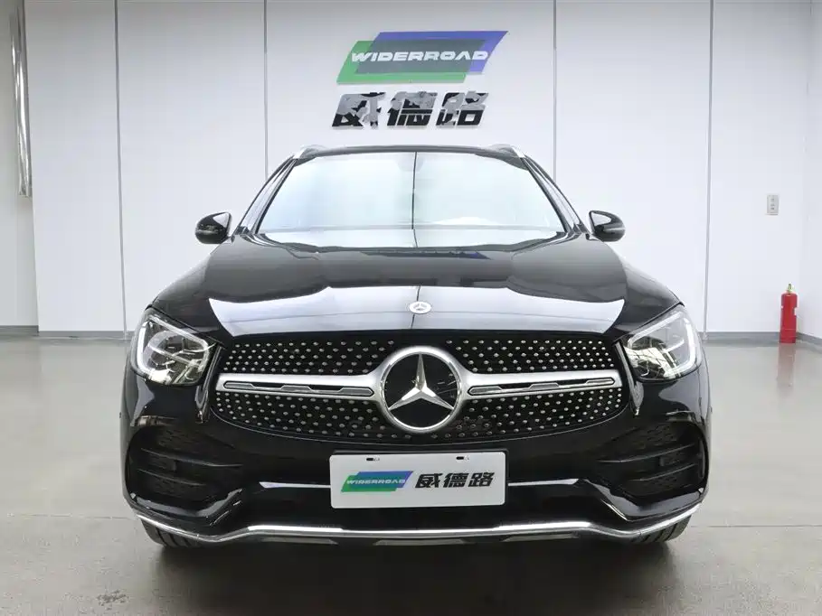 Mercedes-Benz GLC 2022 Facelift GLC 300 L 4MATIC Dynamic Collector's Edition фото 2