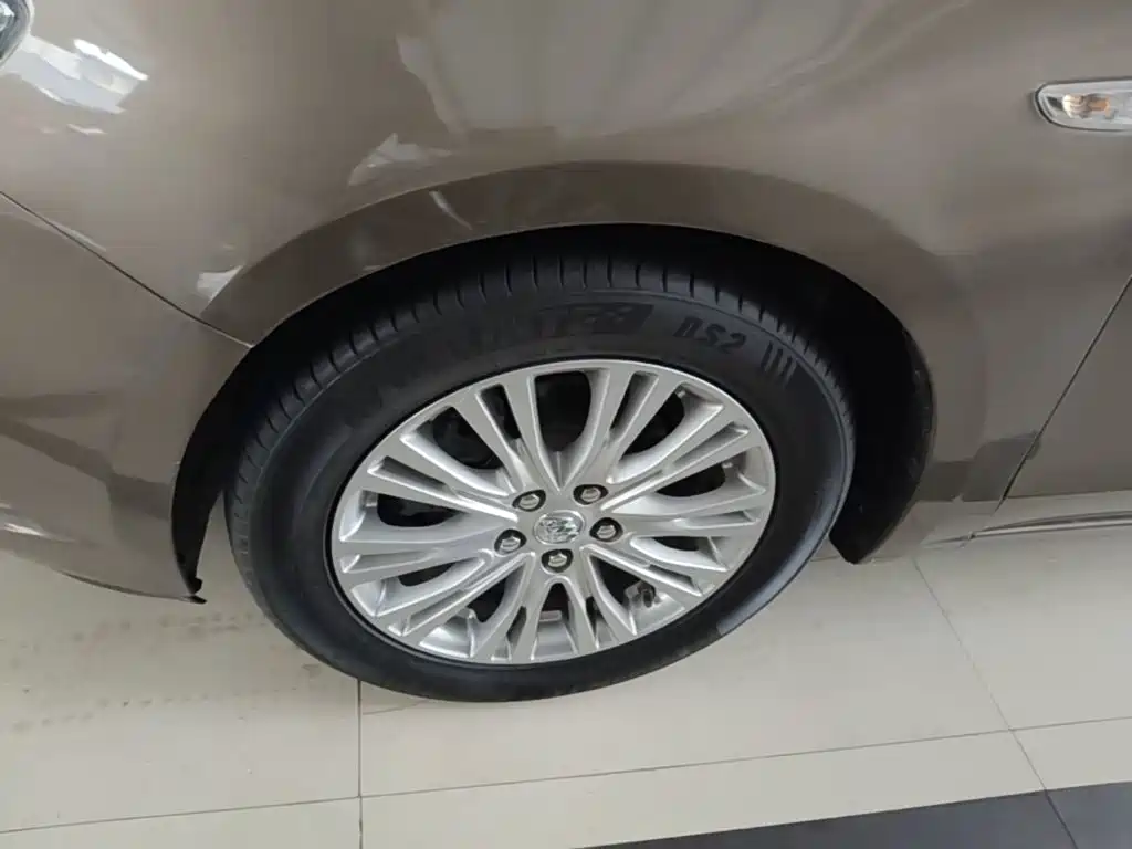 Фото 23 - Buick Excelle