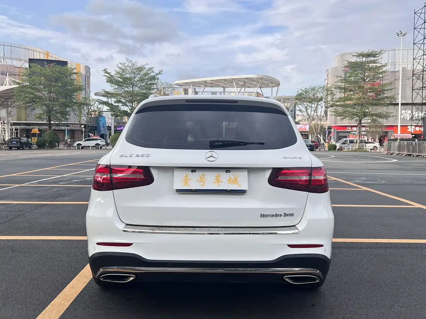 Mercedes-Benz GLC 2018 GLC 260 4MATIC Luxury фото 5