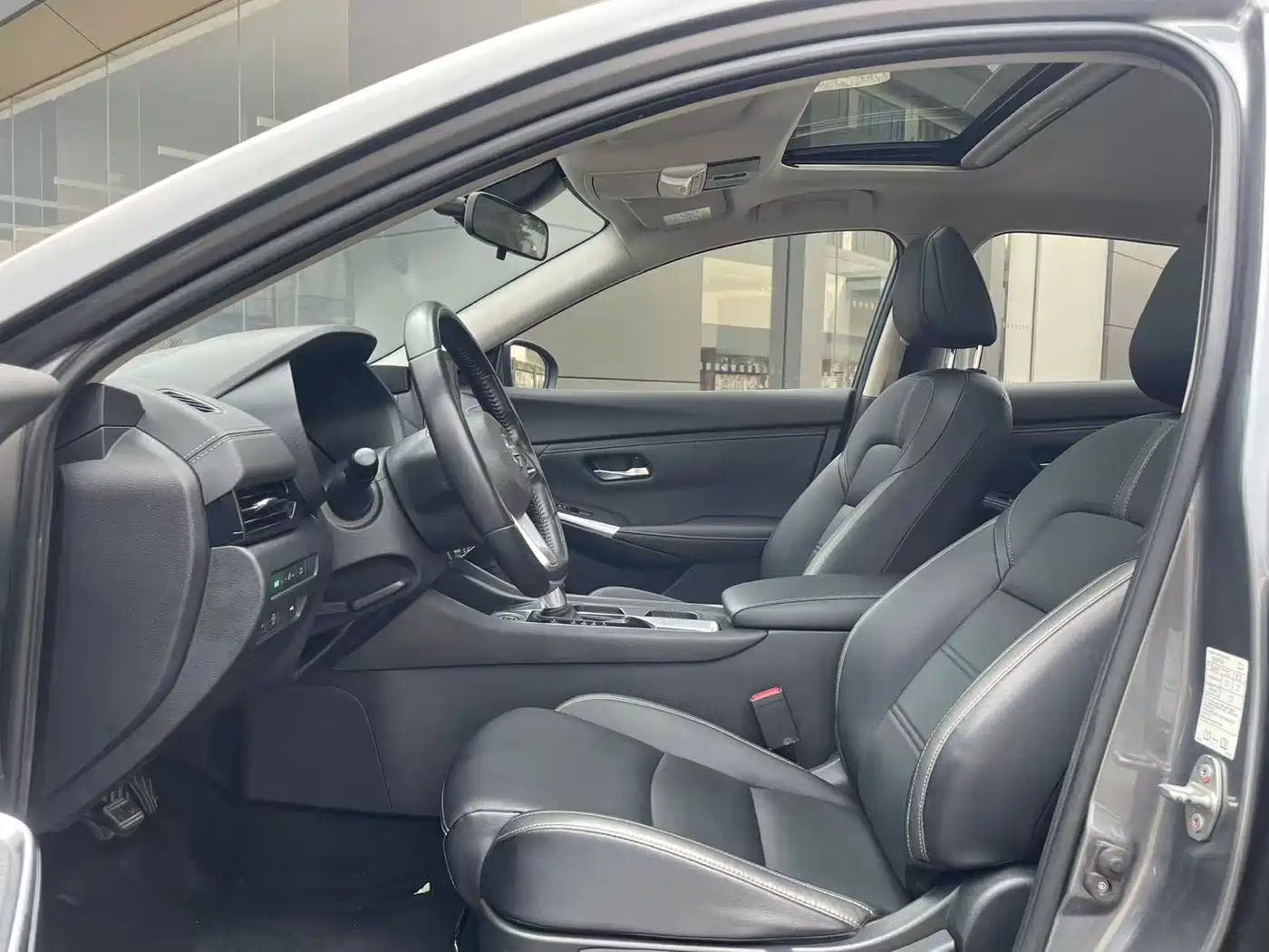 Фото 4 - Nissan Sylphy