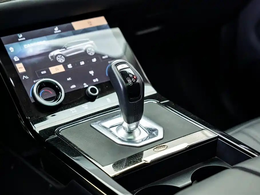 LAND ROVER RANGE ROVER AURORA