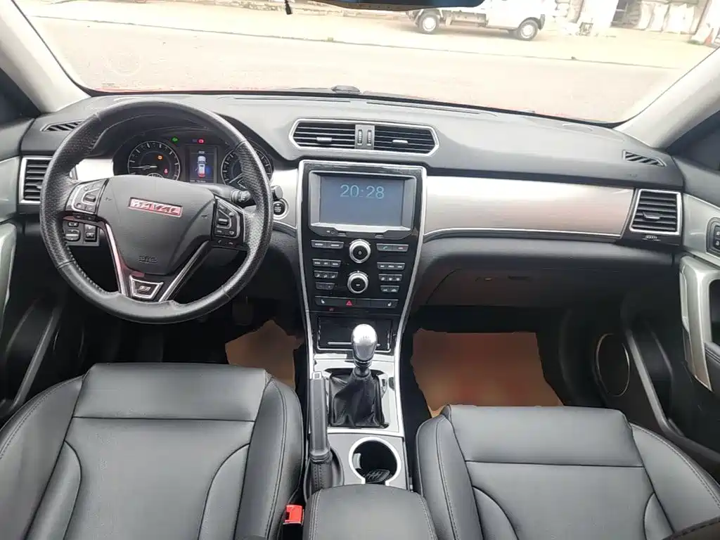 Фото 10 - Haval H2