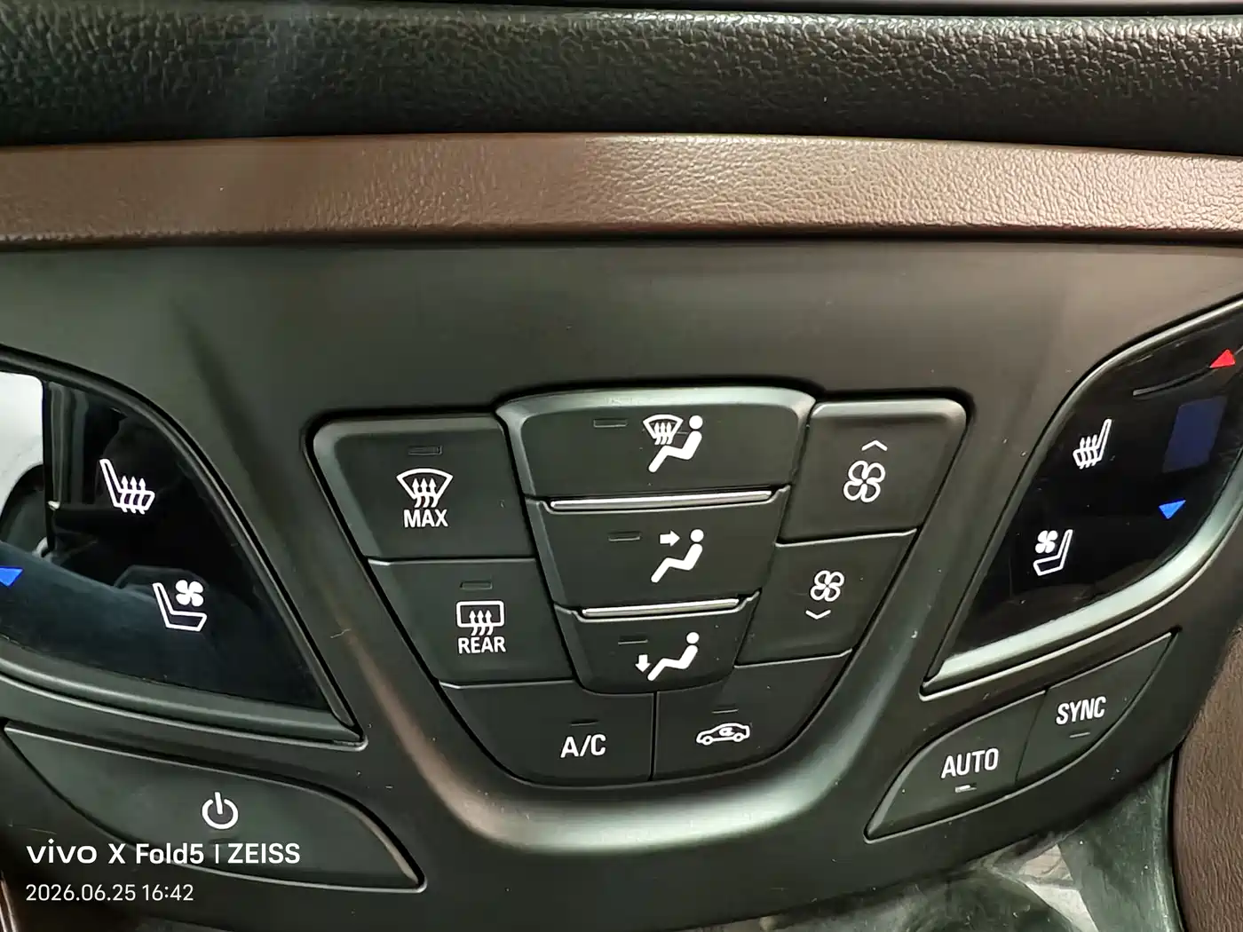 Buick Envision Plus 2015 2016 28T All-Wheel Drive Ultimate Flagship