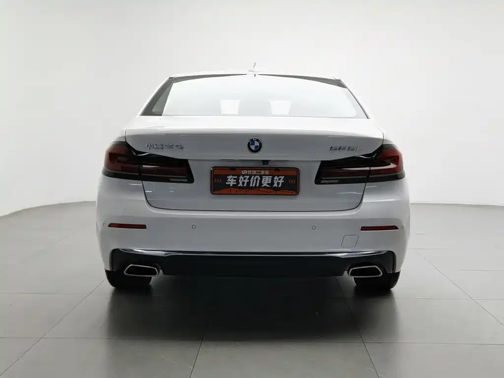 Фото 4 - BMW 5 Series