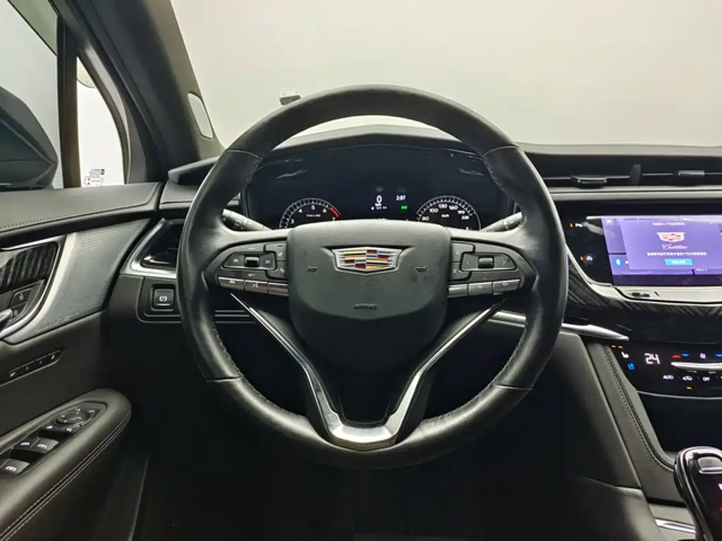 Cadillac XT6 2024 2022 2.0T 6-Seater 4WD Luxury Edition