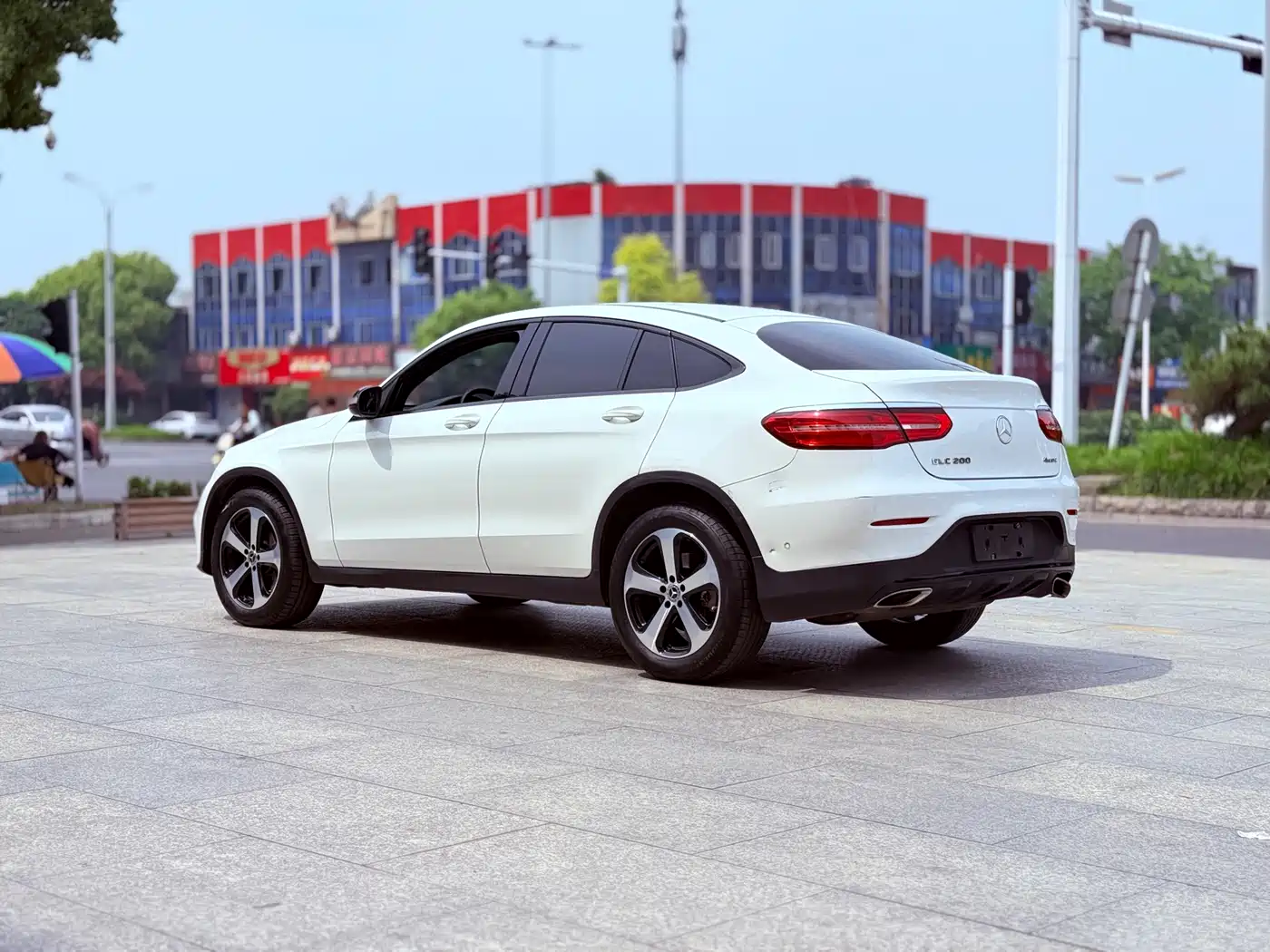 Mercedes-Benz GLC Coupe 2019 GLC 200 4MATIC Coupe SUV фото 6