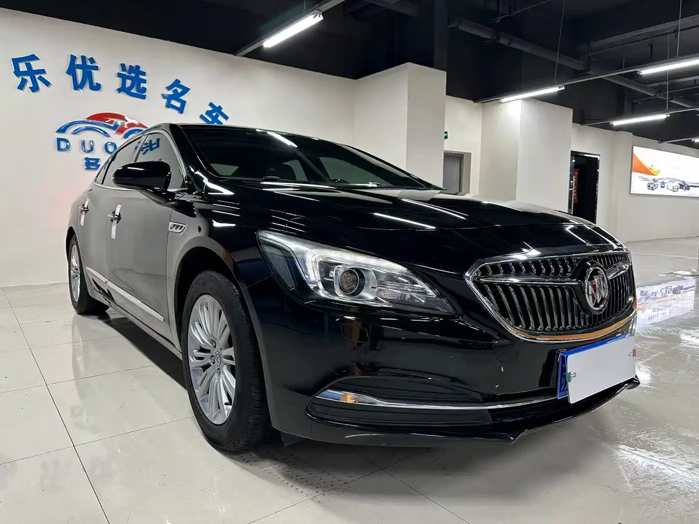Buick LaCrosse 2016 20T Elite Type фото 3