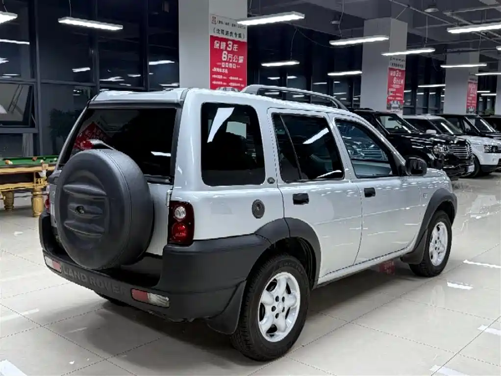 Land Rover Freelander 2004 2.5 V6 фото 9