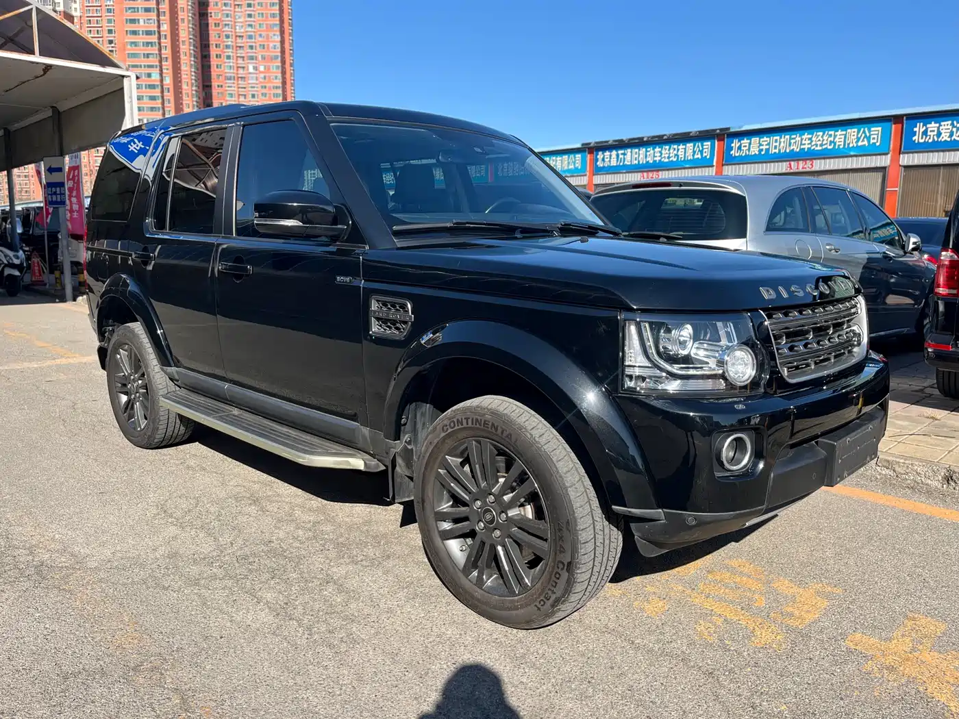 Land Rover Discovery 2016 3.0 SC V6 HSE фото 3