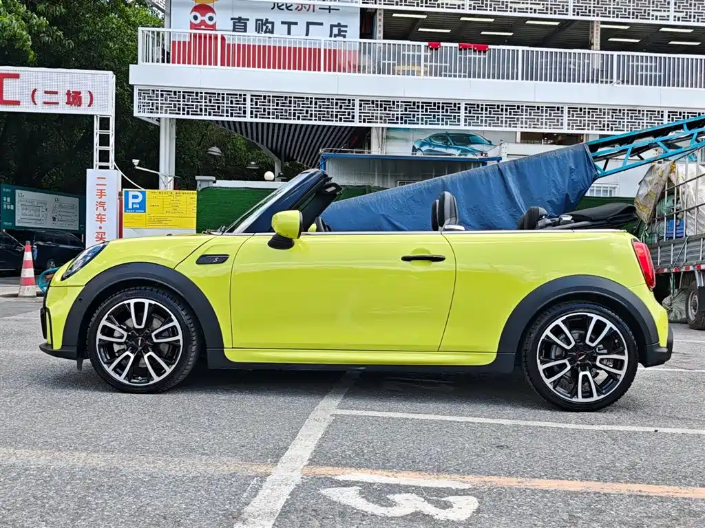 MINI 2023 2.0T COOPER S CABRIO Racer фото 8
