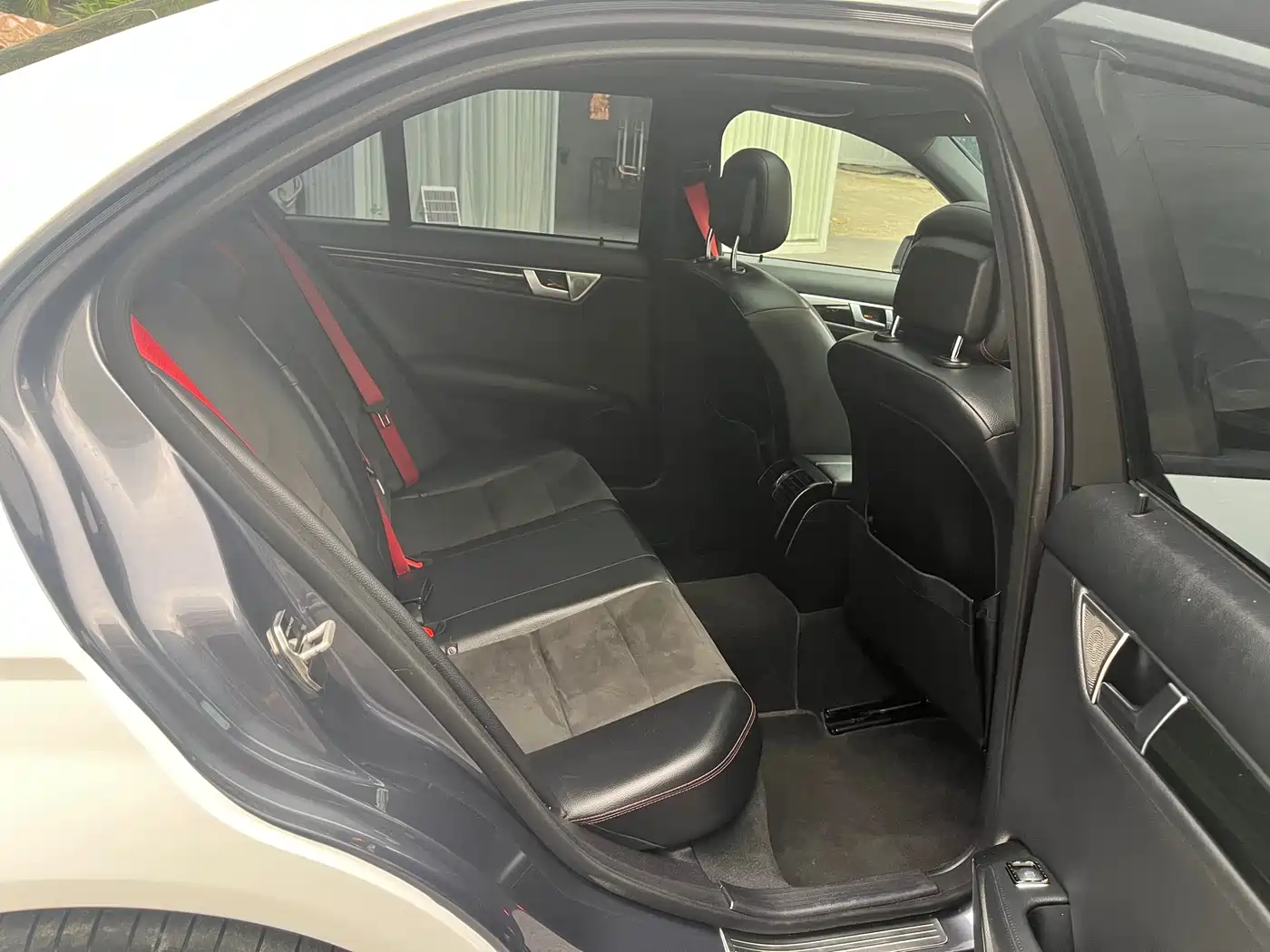 Mercedes-Benz C-Class 2013 C 300 Sport Grand Edition фото 21
