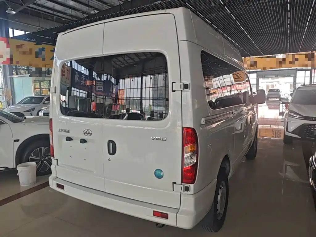 Maxus Xintu V80 2025 2025 Value Edition Aoyun 2.0T Manual Short Wheelbase Medium Roof 127Ps 5/6-seater