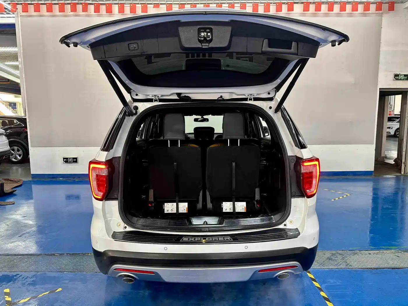 Ford Explorer (Import) 2018 2016 2.3T Trend Edition