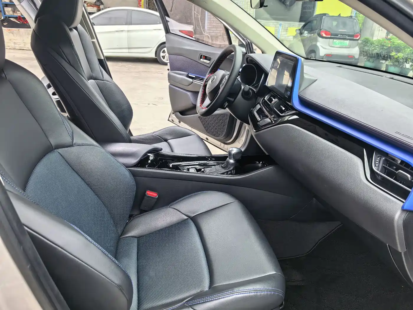 Toyota C-HR 2020 Model 2.0L Cool Cross Leading фото 11