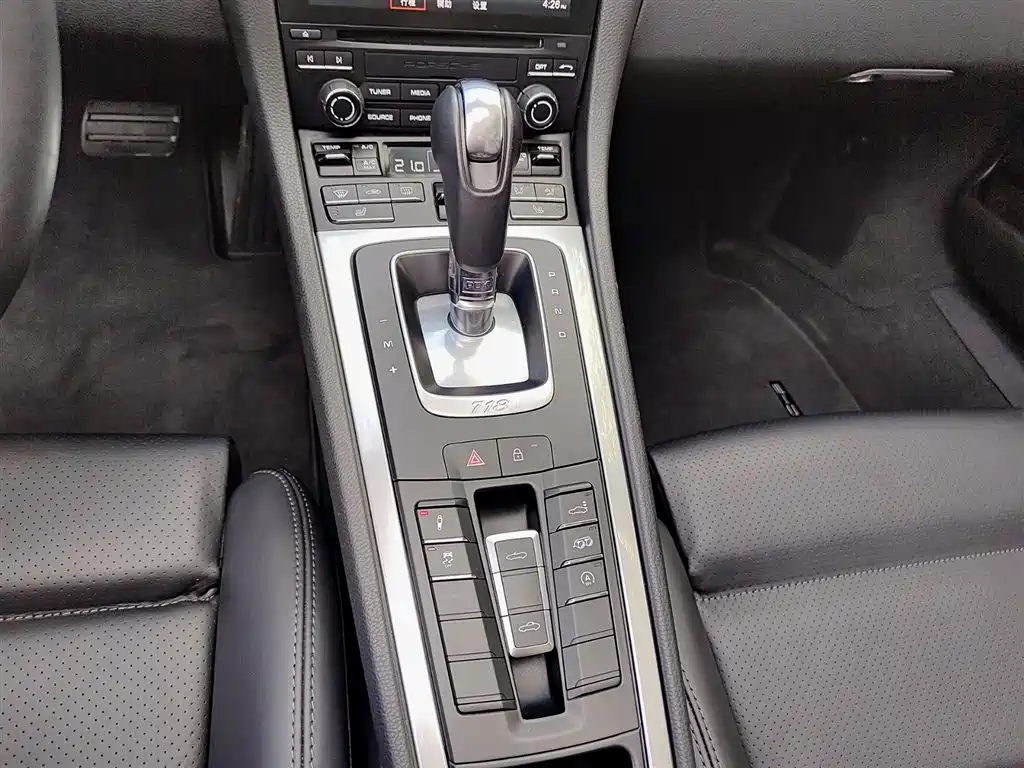 Porsche 718 2022 Boxster 2.0T фото 10