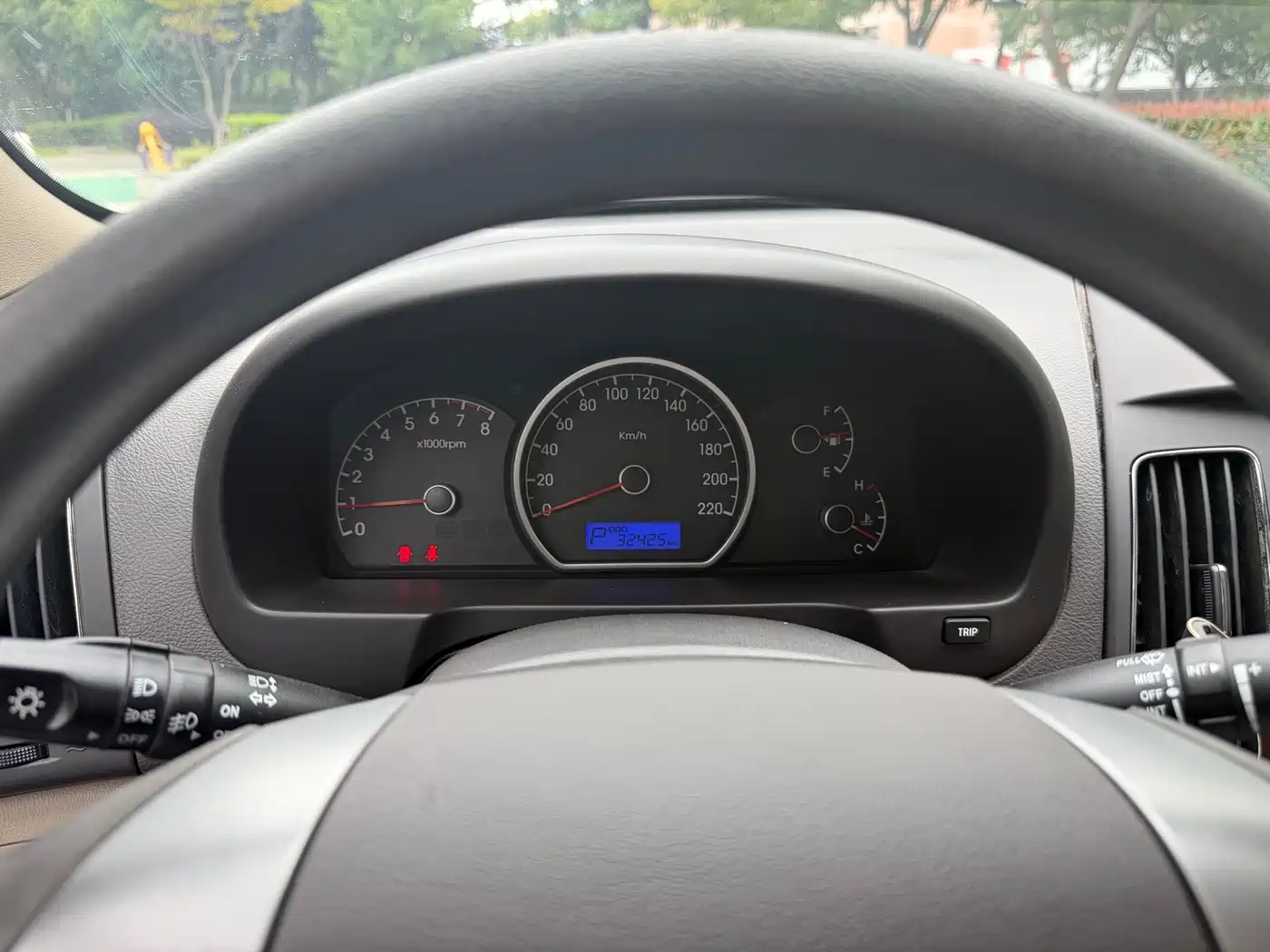 Hyundai Elantra 2011 1.6L Automatic Comfort фото 7