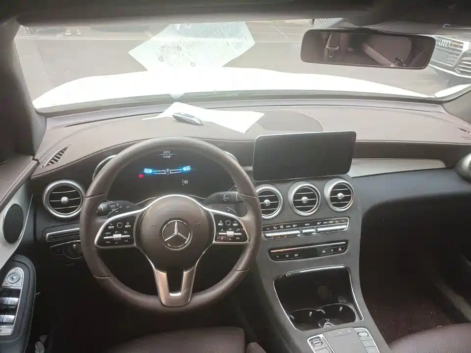 Фото 5 - Mercedes-Benz GLC
