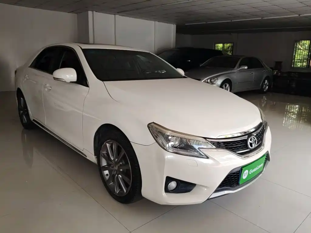 Toyota Reiz 2017 2013 2.5V Premium Edition
