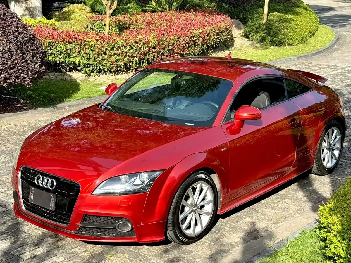 Audi TT 2014 TT Coupe 45 TFSI Premium Edition