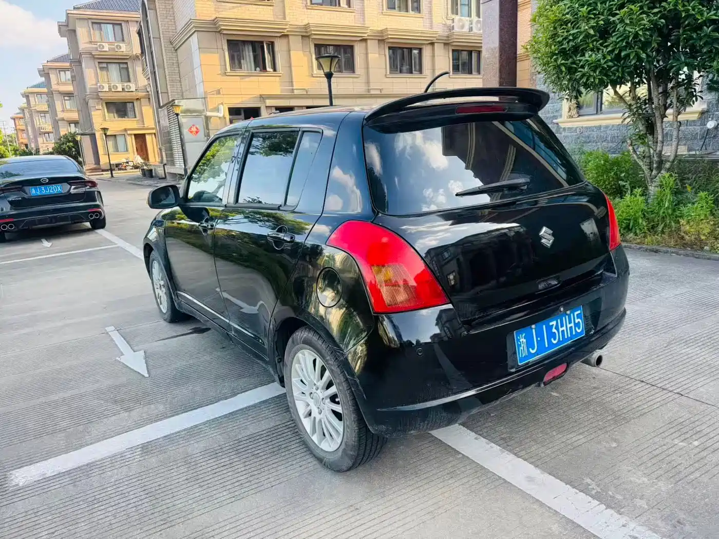 Suzuki Swift 2009 Model 1.5L Automatic Moke Edition фото 4