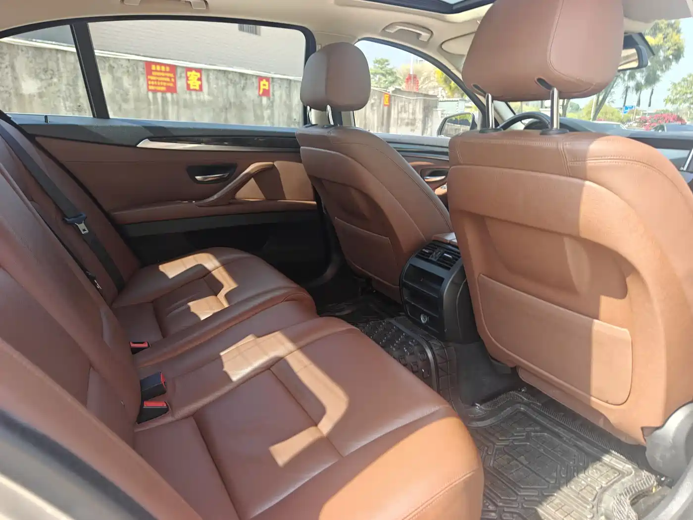 BMW 5 Series 2014 525Li Leading фото 11
