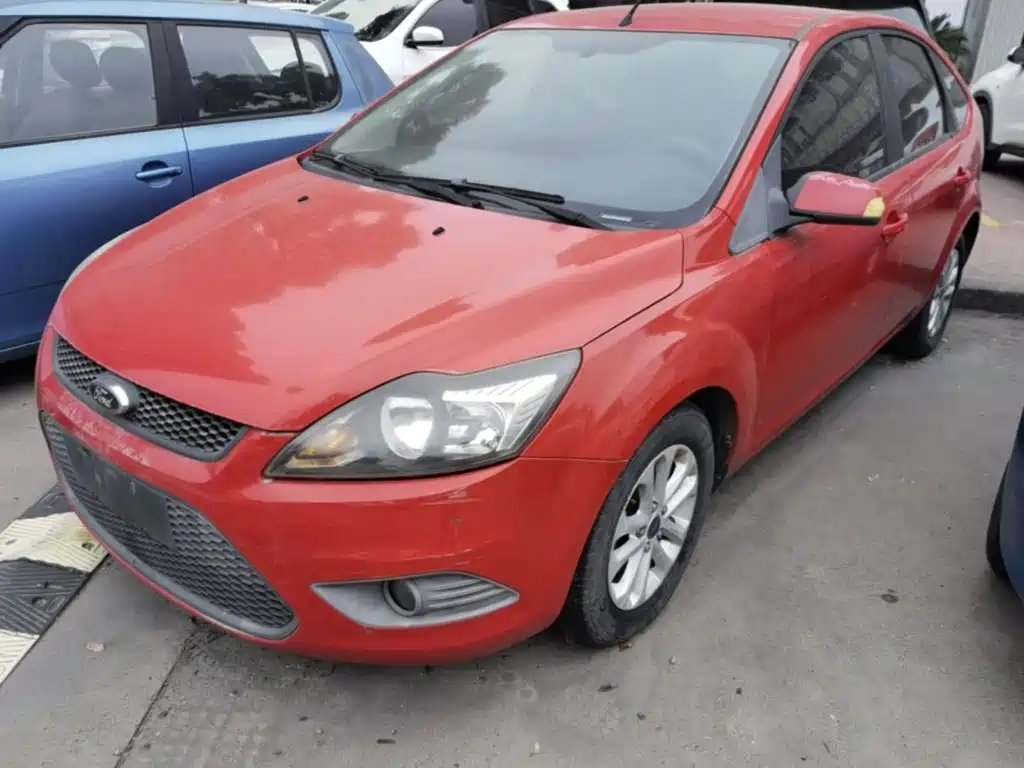 Фото 1 - Ford Focus