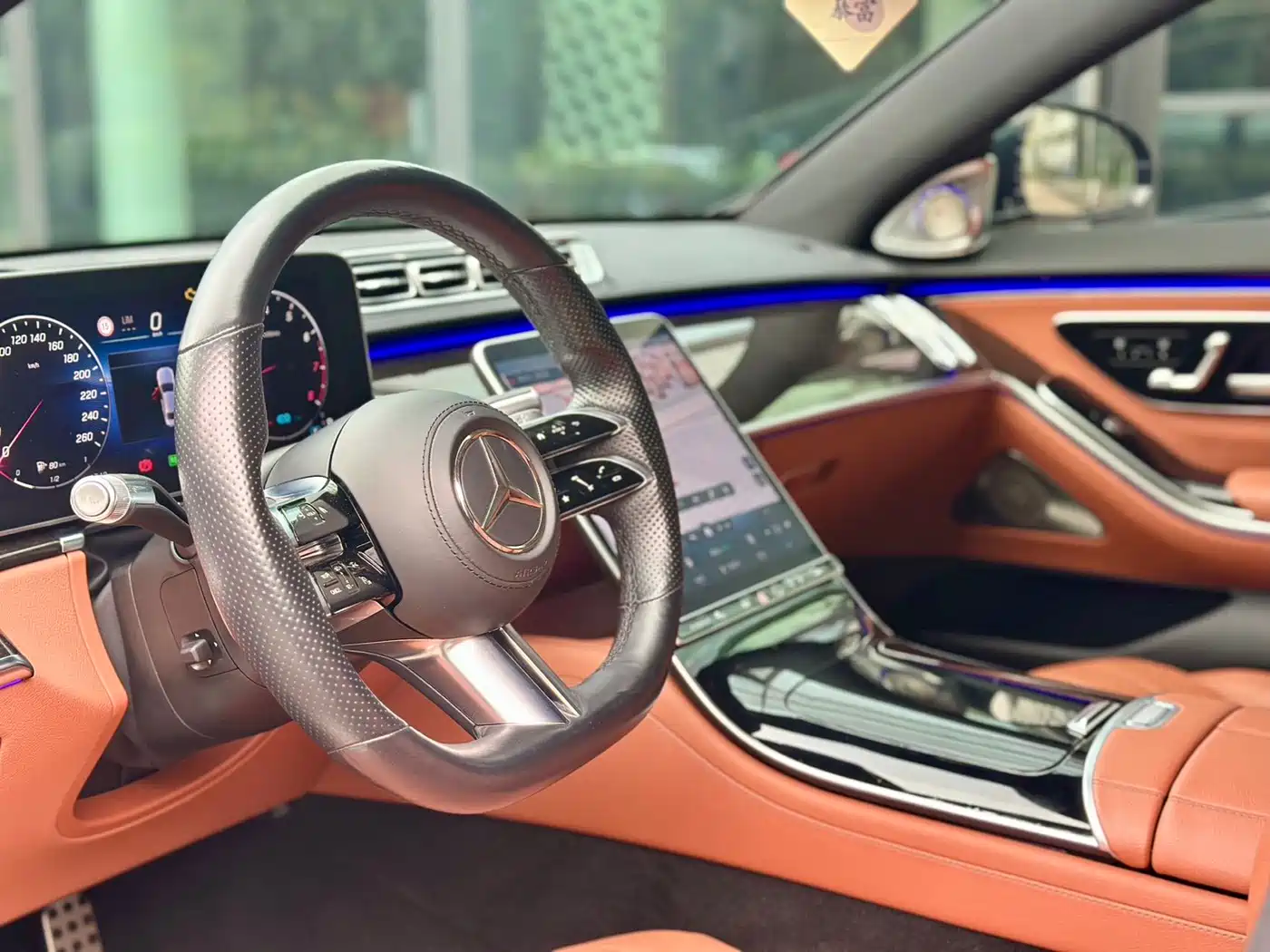 Фото 5 - Mercedes-Benz S-Class
