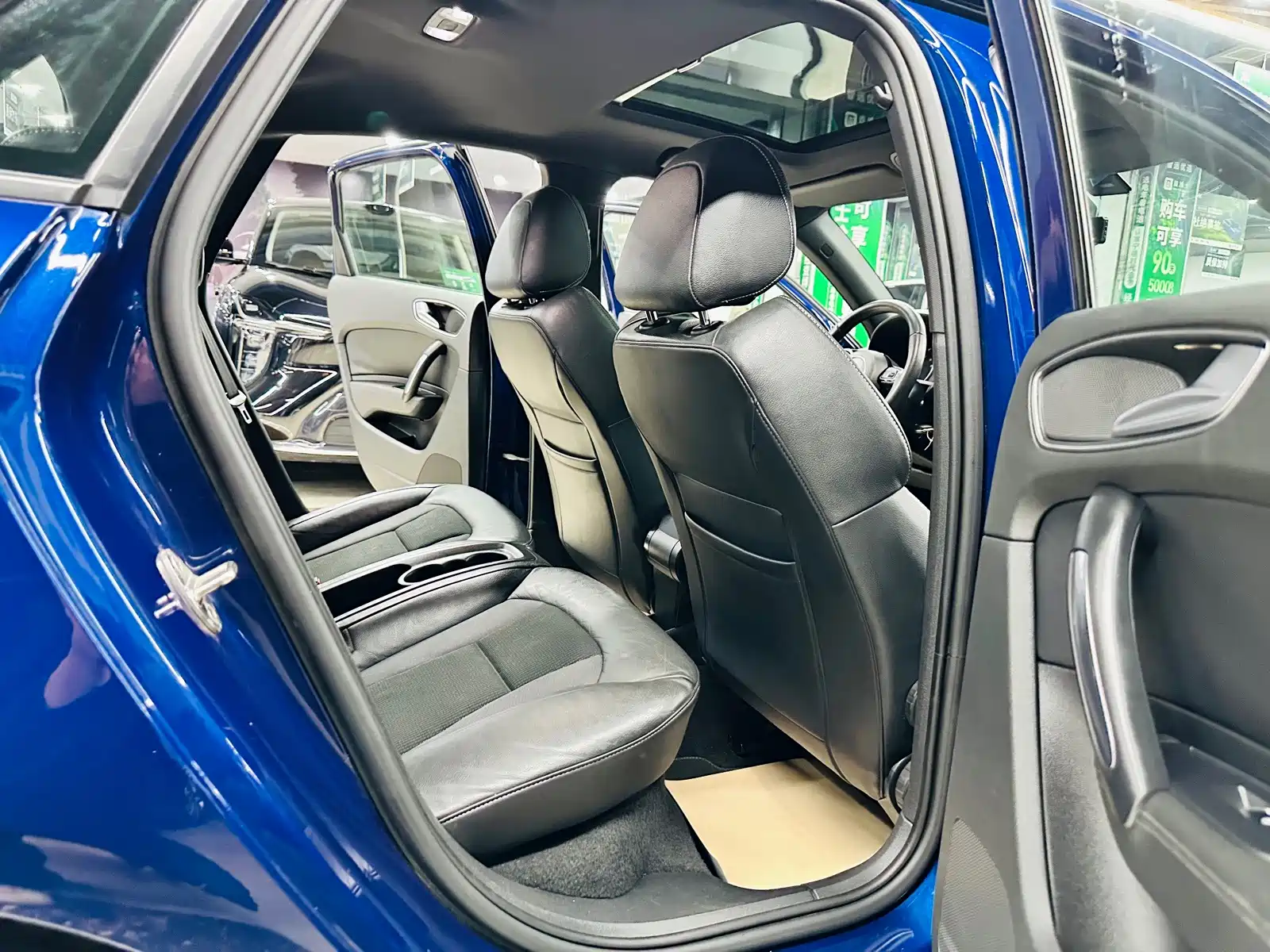 Фото 25 - Audi A1