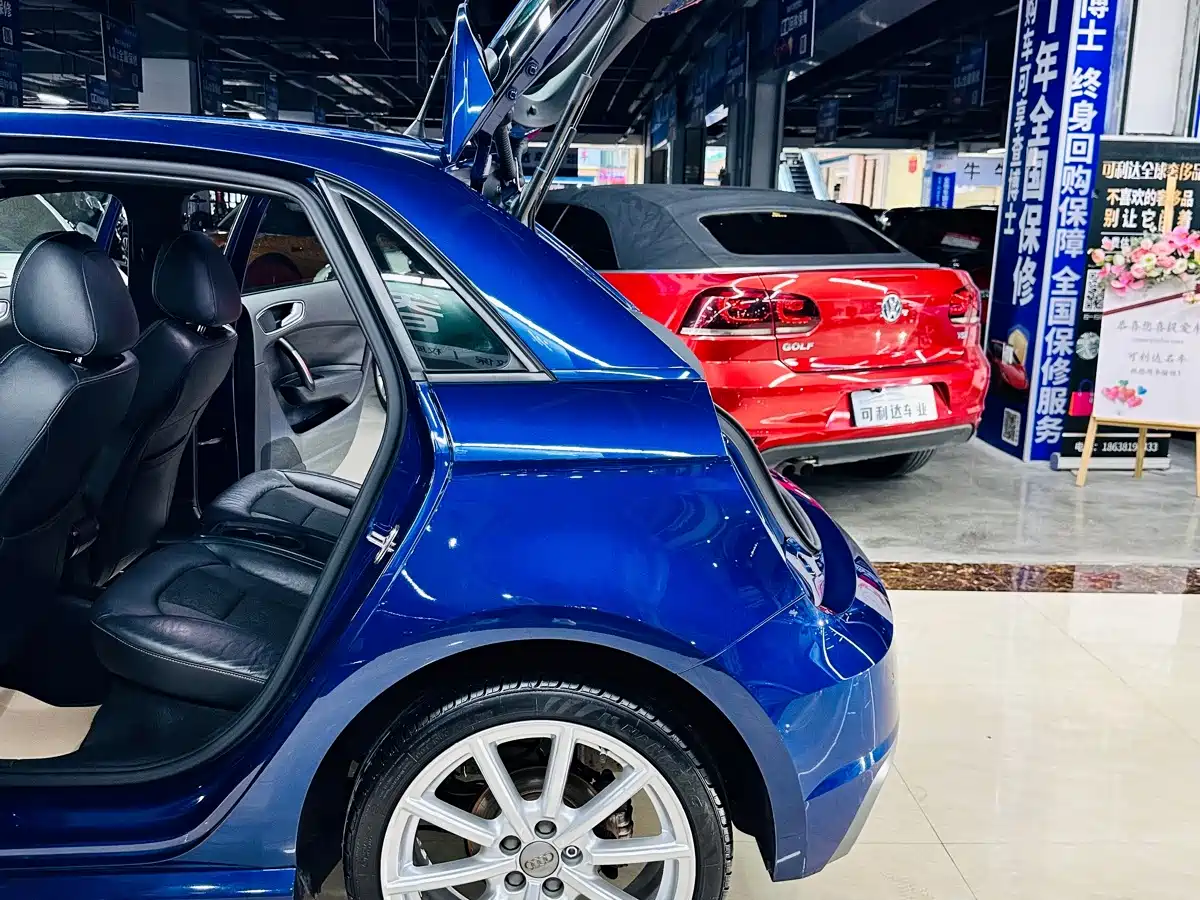 Фото 49 - Audi A1