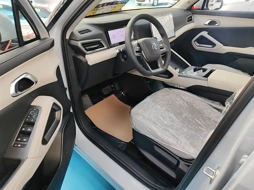 BYD Yuan UP 2025 Smart Drive Edition 401KM Vitality Version фото 15