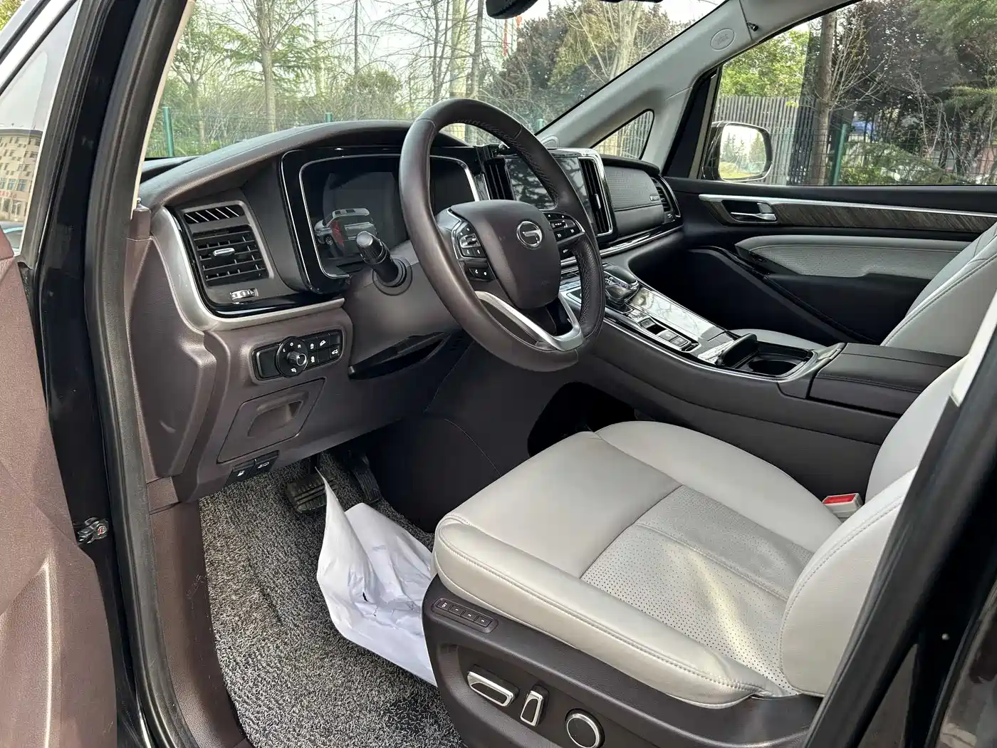 GAC Trumpchi Trumpchi M8 2021 Leading Show Series 390T Ultimate Edition фото 7