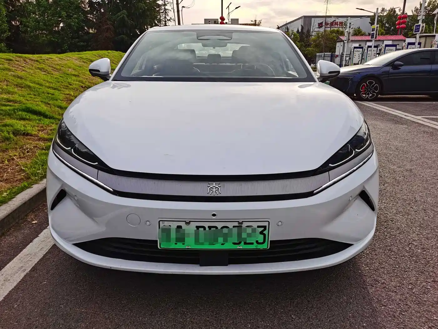BYD Qin L 2025 EV 470KM Leading Edition фото 2