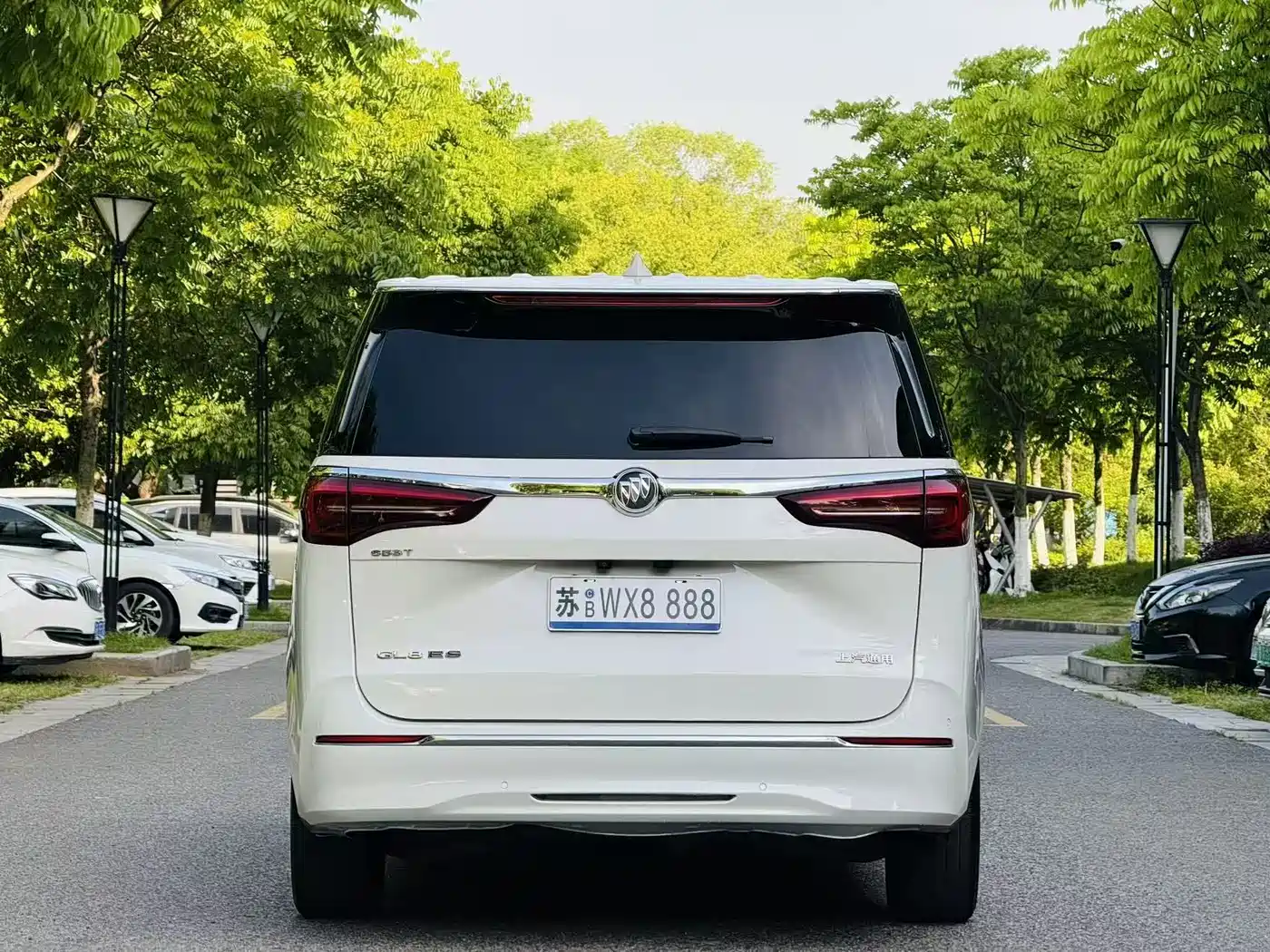 Buick GL8 2021 ES Landlord 653T Smart Luxury фото 7