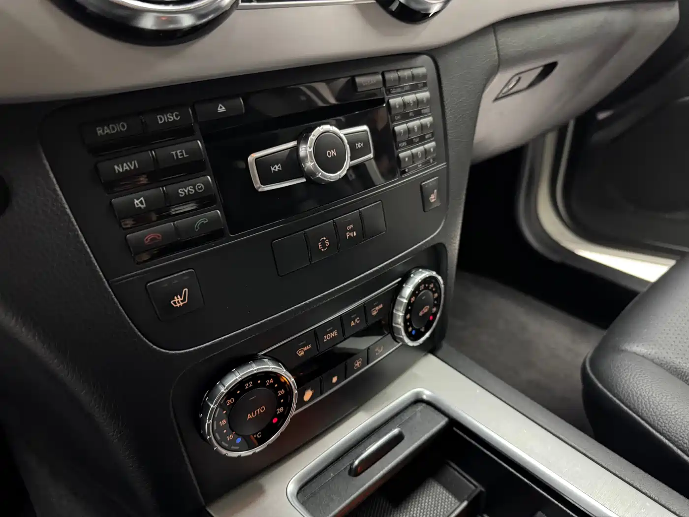 Mercedes-Benz GLK-Class 2013 GLK 300 4MATIC Dynamic Sunroof фото 14
