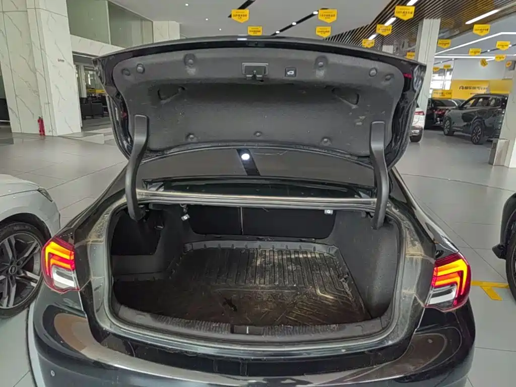 Photo 19 - Buick Regal