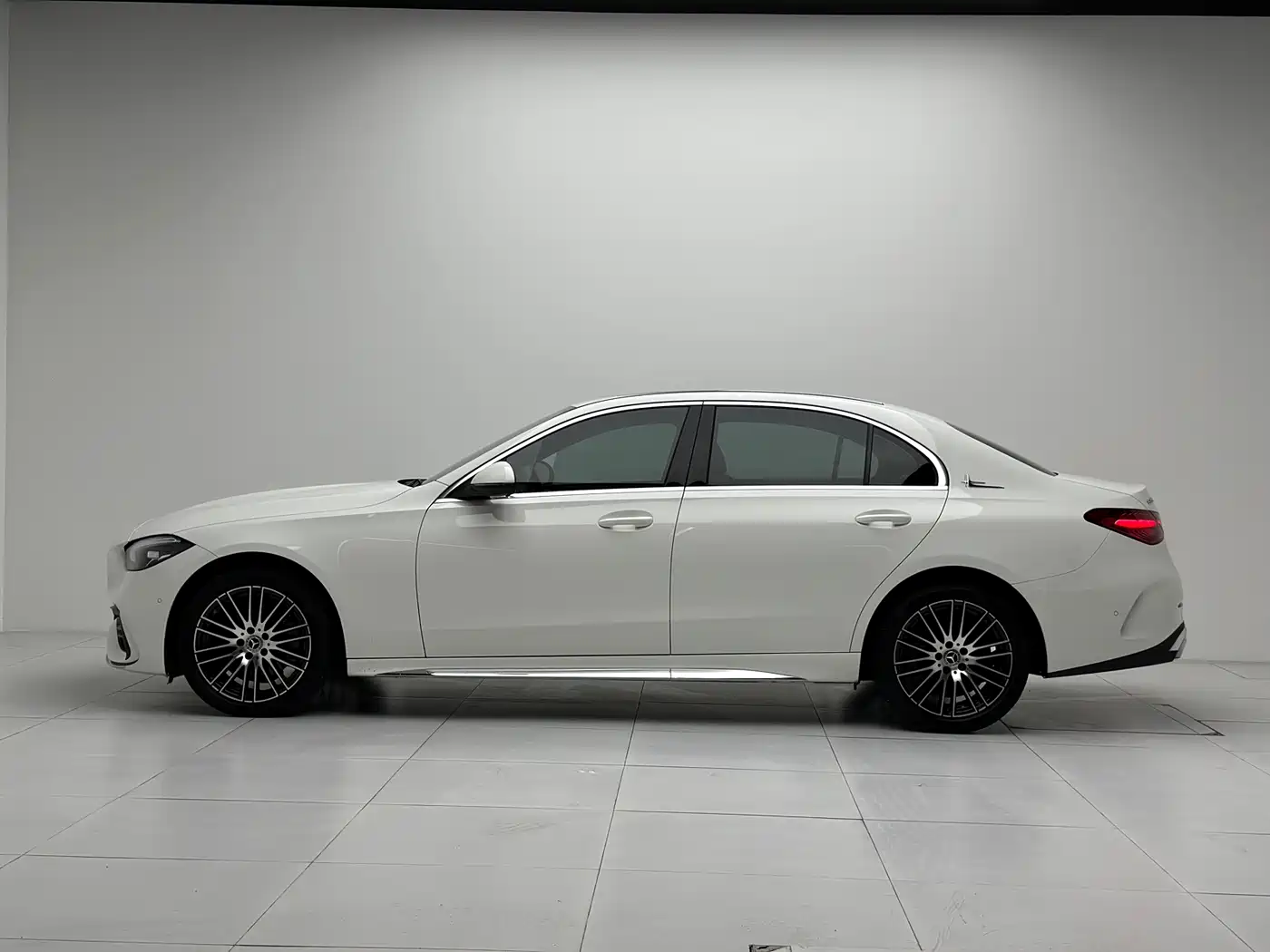 Mercedes-Benz C-Class 2023 C 200 L Sport фото 24