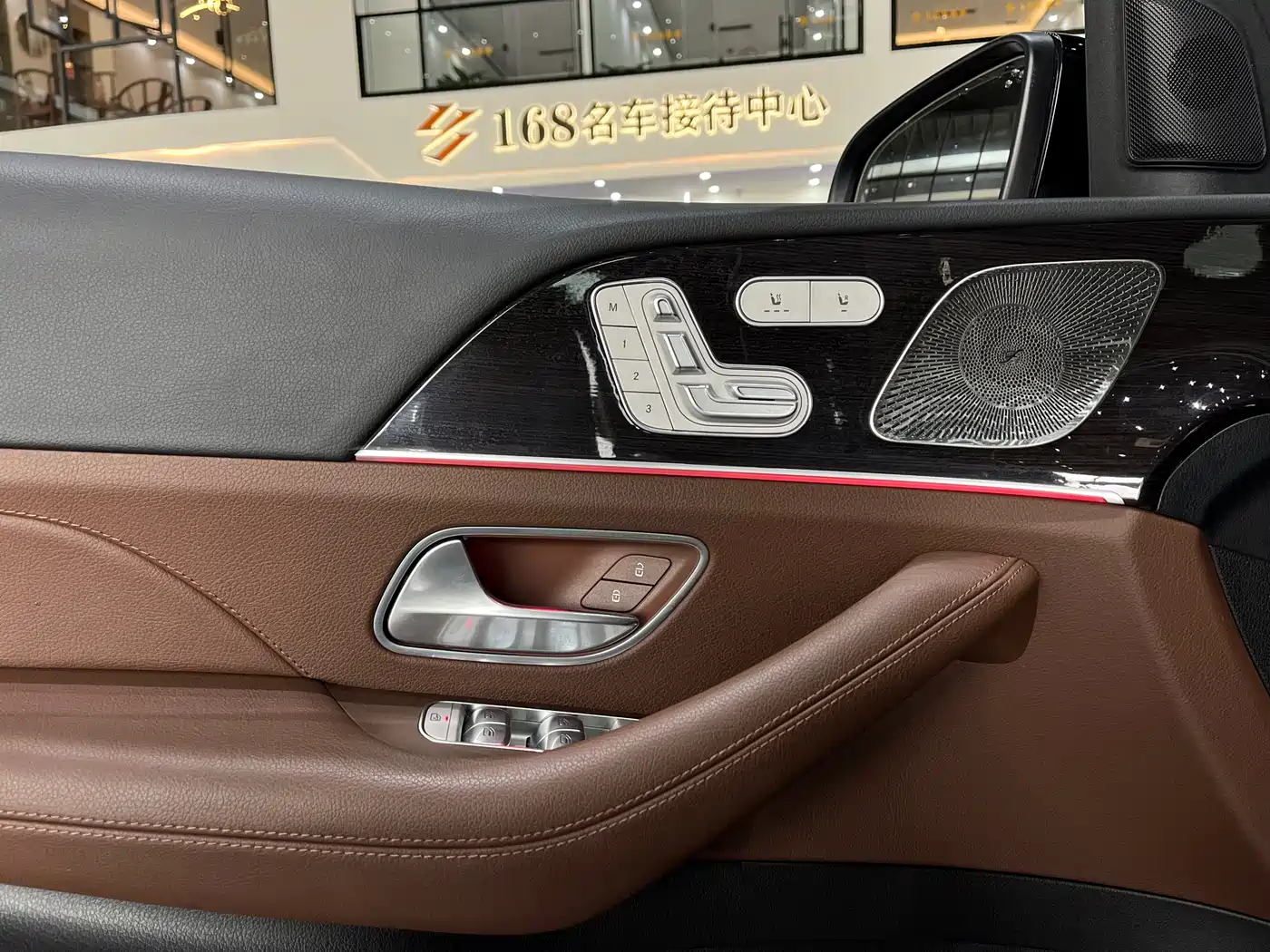 Mercedes-Benz GLE 2024 Facelift GLE 350 4MATIC Fashion фото 10