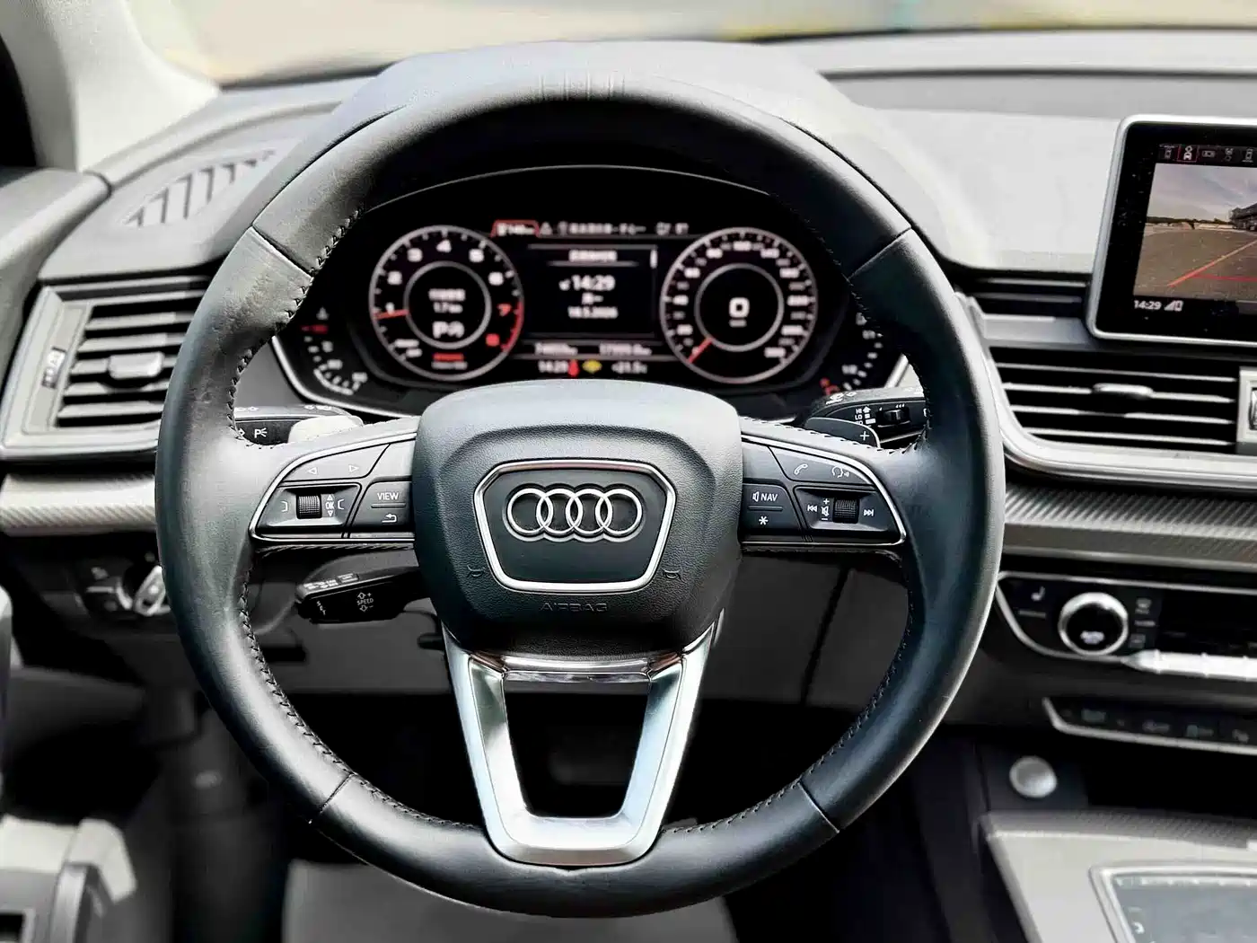 Audi Q5L 2020 45 TFSI Exclusive Fashion фото 10