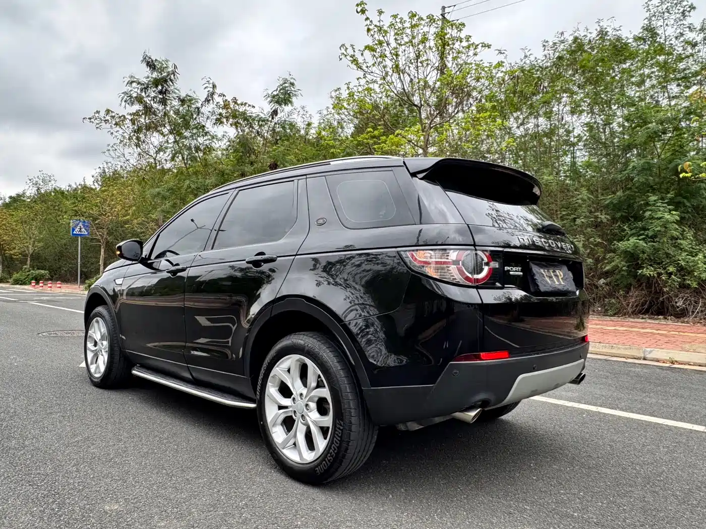 Land Rover Discovery Sport 2017 2.0T PURE фото 13