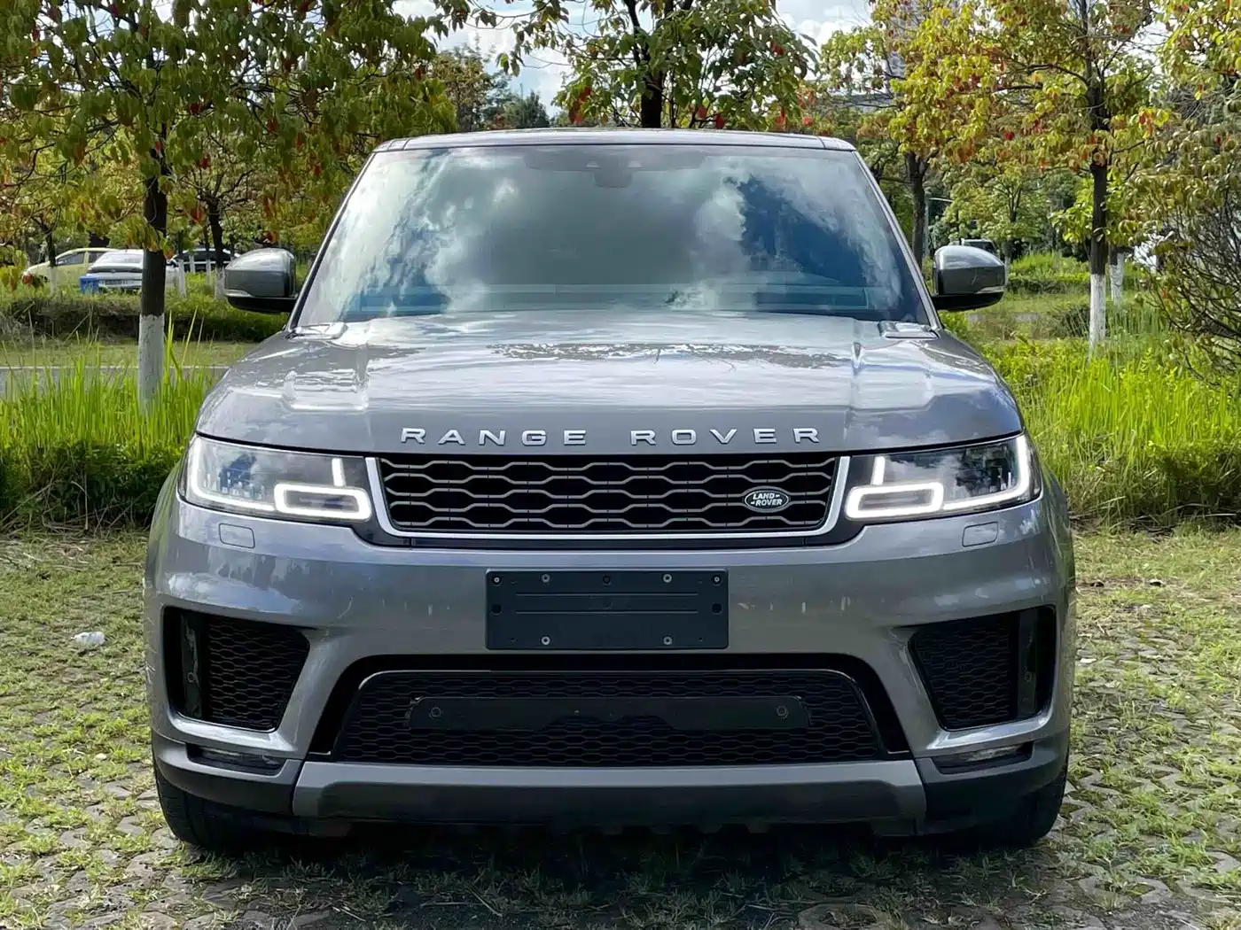 Land Rover Range Rover Sport 2021 3.0 L6 SE фото 3