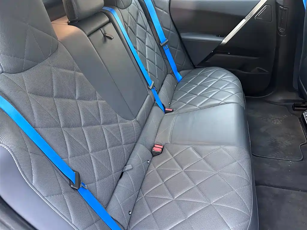 BMW iX M60 2023 Facelift M60 фото 10