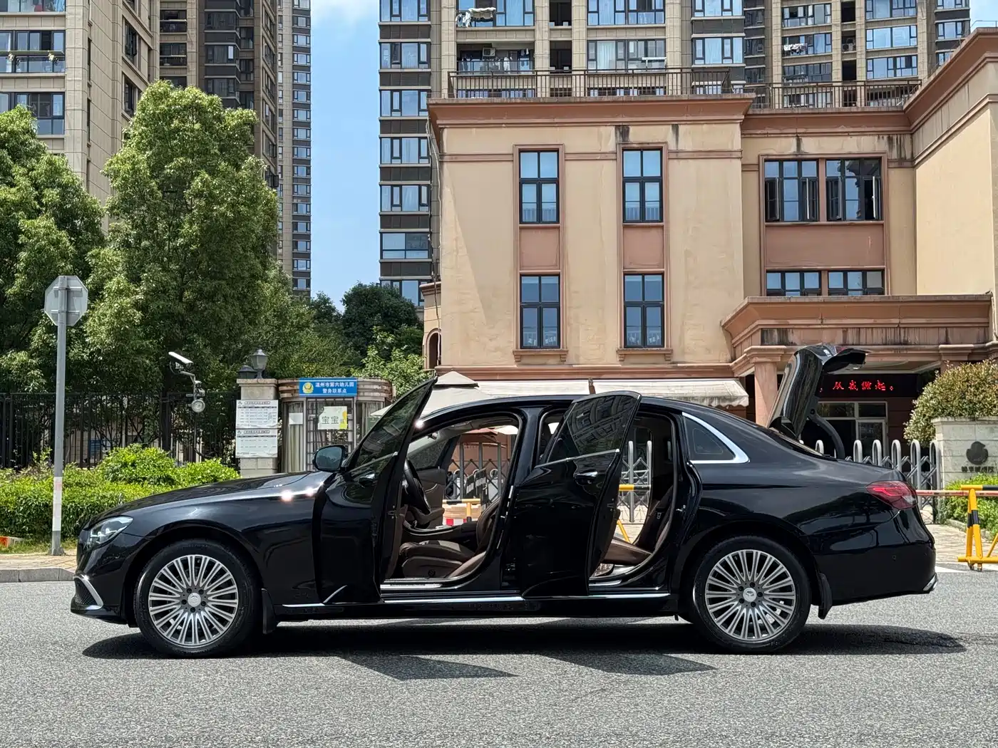 Mercedes-Benz E-Class 2021 Facelift E 260 L фото 17