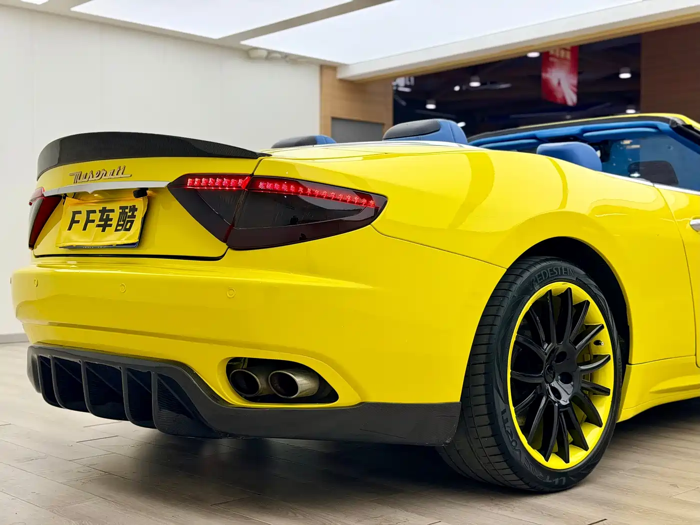 Maserati GranCabrio 2012 4.7L Sport фото 11