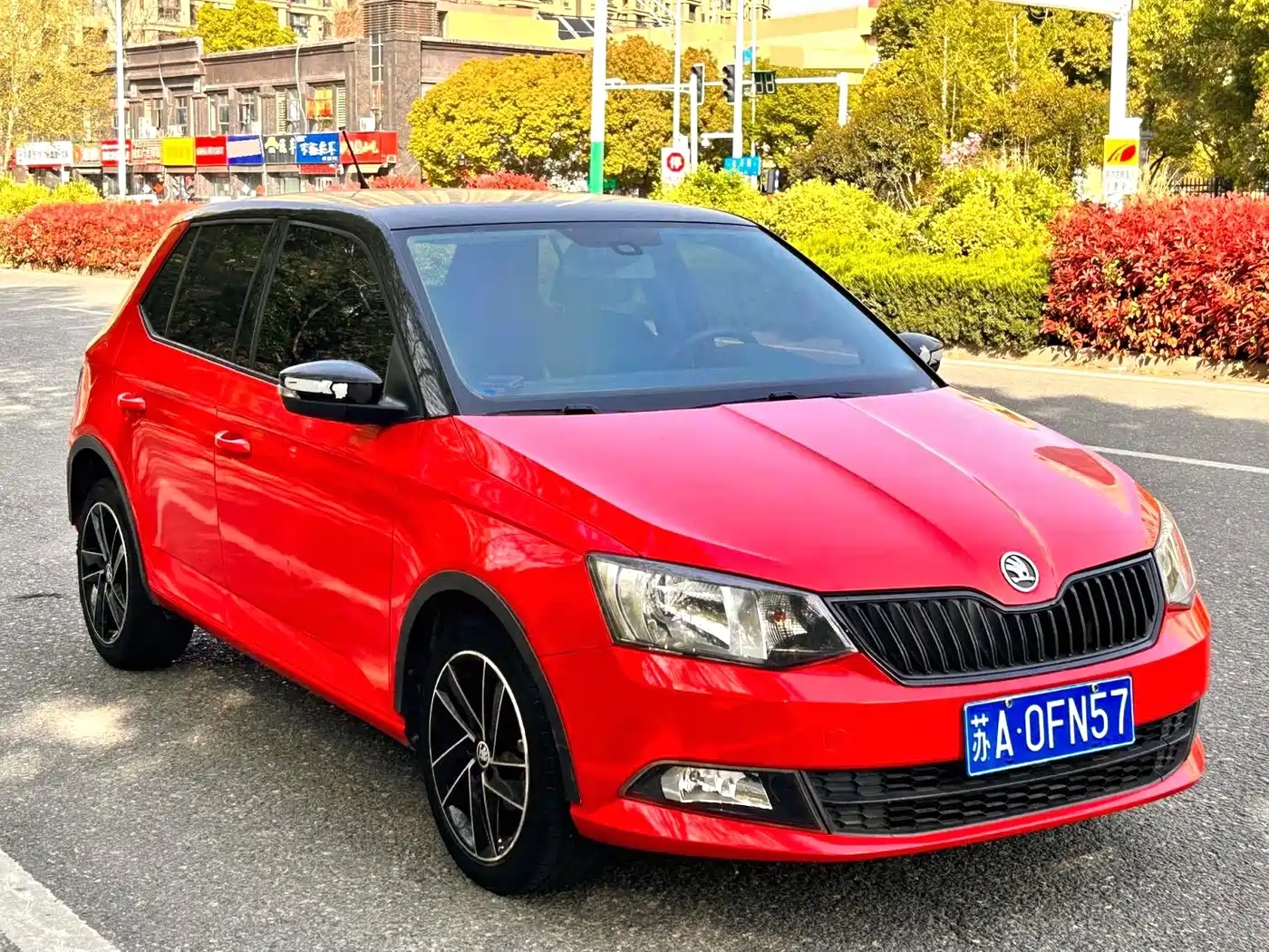 Škoda Fabia 2015 1.6L Automatic Sport фото 3