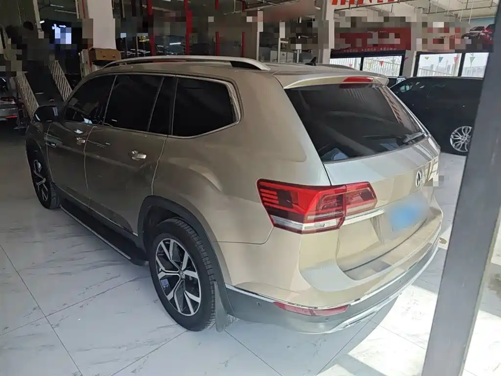 Volkswagen Teramont 2020 380TSI 4WD Luxury Edition China VI фото 15