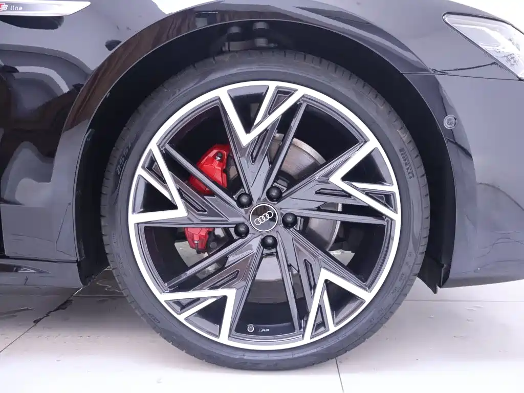 Audi A7L 2025 2024 45 TFSI quattro Black Warrior Edition