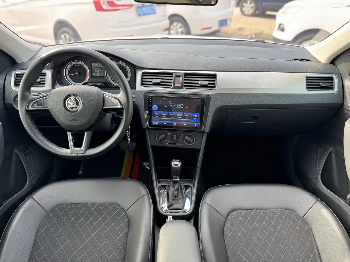 Škoda Rapid 2019 1.5L Automatic Comfort Version China VI фото 17